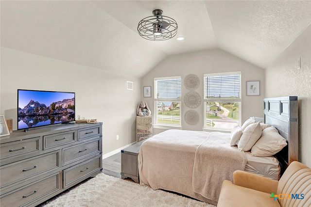 1474 CR 342, La Vernia, TX 78121