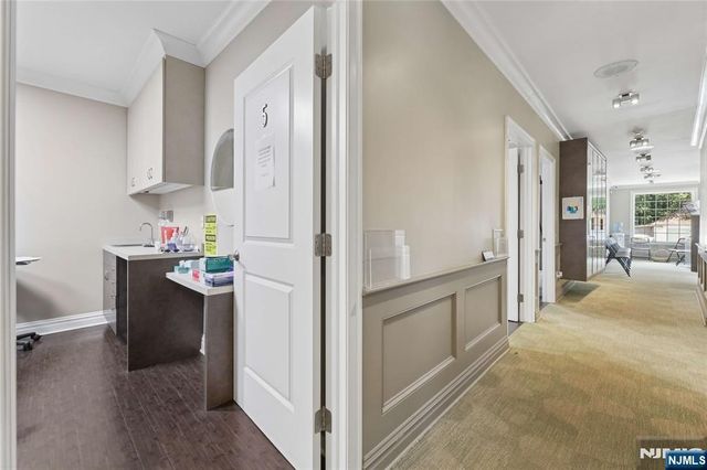 374 Summit Avenue, Hackensack, NJ 07601