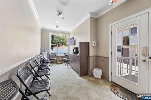 374 Summit Avenue, Hackensack, NJ 07601