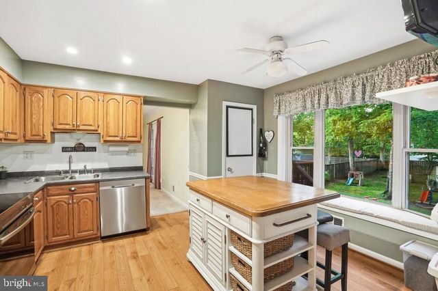 3140 APPLE CREEK LN, Waldorf, MD 20603