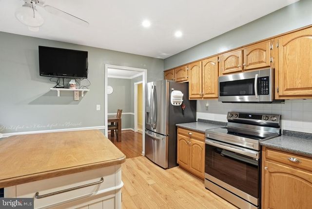 3140 APPLE CREEK LN, Waldorf, MD 20603