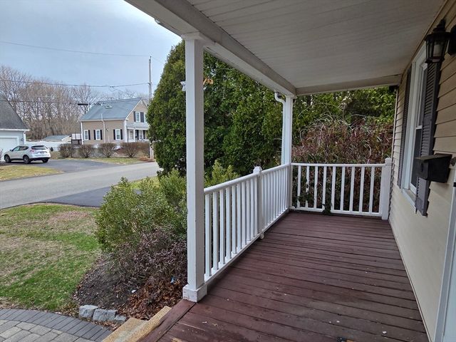 69 Pratt St 1, Avon, MA 02322