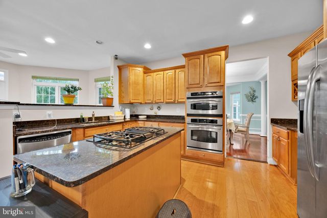 3379 OAKHAM DR, Triangle, VA 22172