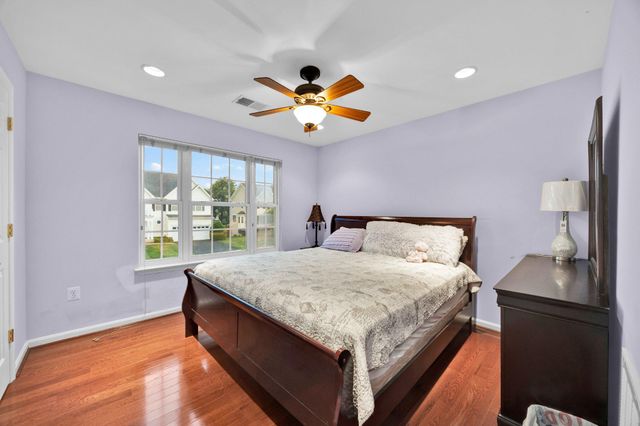 3379 OAKHAM DR, Triangle, VA 22172