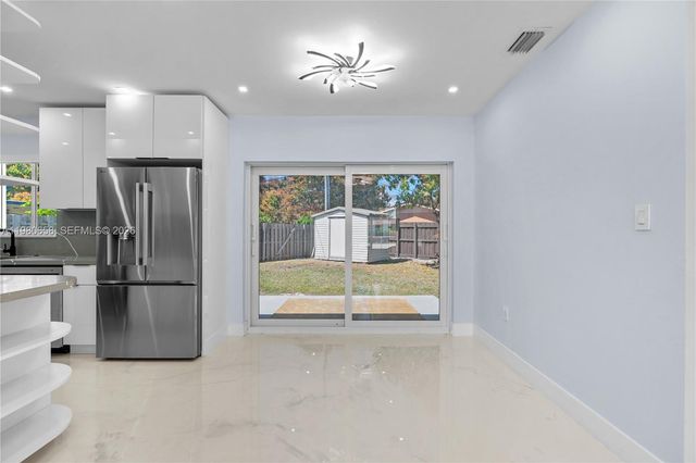 11805 SW 185th St, Miami, FL 33177