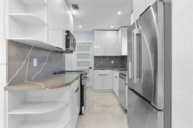 11805 SW 185th St, Miami, FL 33177