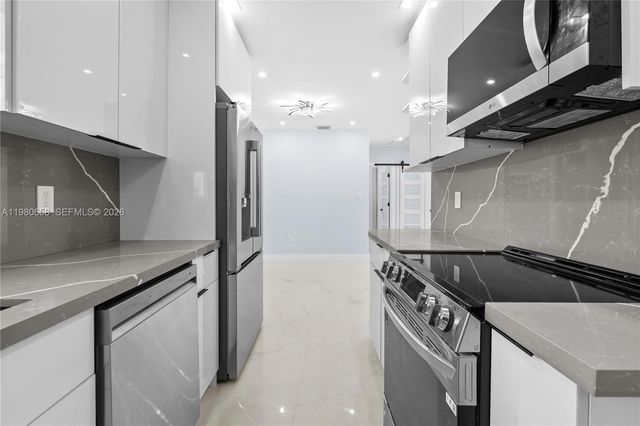 11805 SW 185th St, Miami, FL 33177