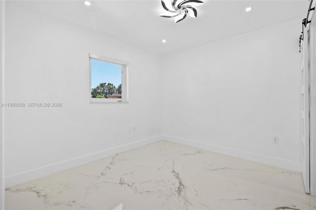 11805 SW 185th St, Miami, FL 33177