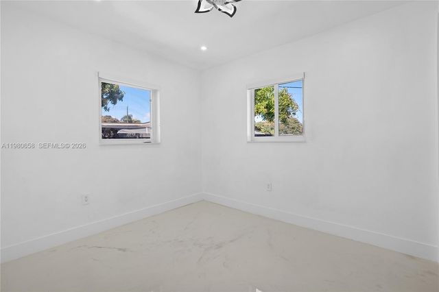 11805 SW 185th St, Miami, FL 33177