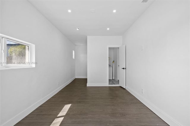 11805 SW 185th St, Miami, FL 33177