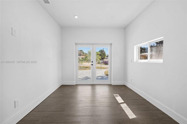 11805 SW 185th St, Miami, FL 33177