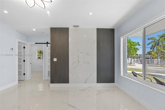 11805 SW 185th St, Miami, FL 33177