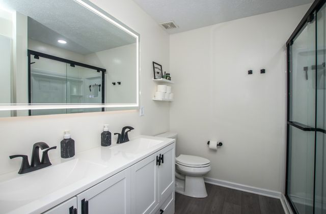3326 Velvet Ct, Murfreesboro, TN 37128