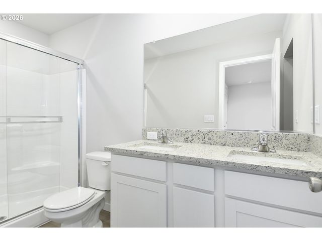 1151 PARKSIDE Ave, Woodburn, OR 97071