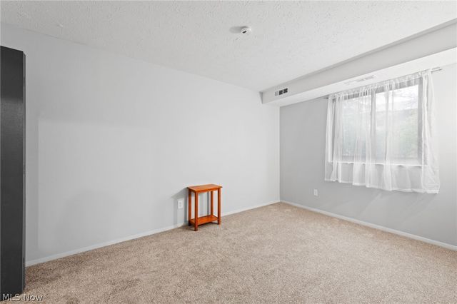 16395 Heather Lane, Middleburg Heights, OH 44130