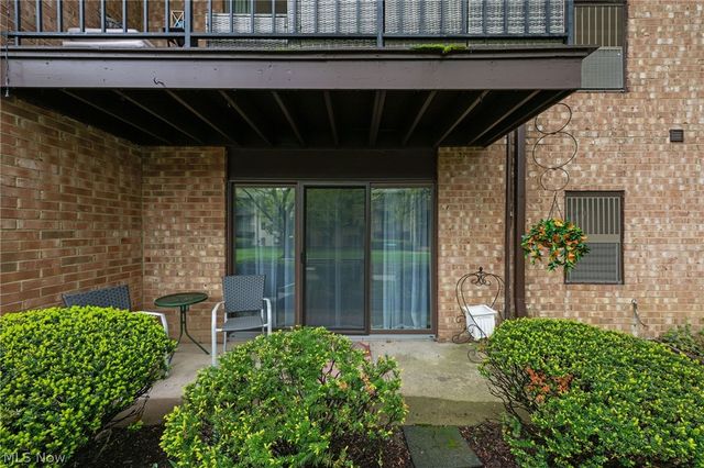 16395 Heather Lane, Middleburg Heights, OH 44130