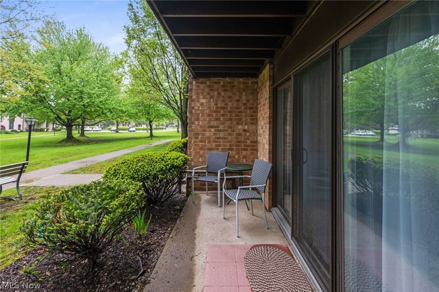 16395 Heather Lane, Middleburg Heights, OH 44130