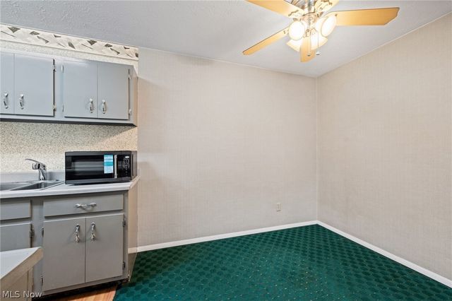 16395 Heather Lane, Middleburg Heights, OH 44130