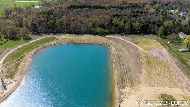 6562 Fillmore Street, Allendale, MI 49401