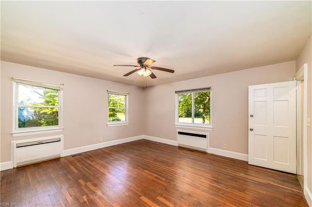 3117 Sterling Point DR A, Portsmouth, VA 23703