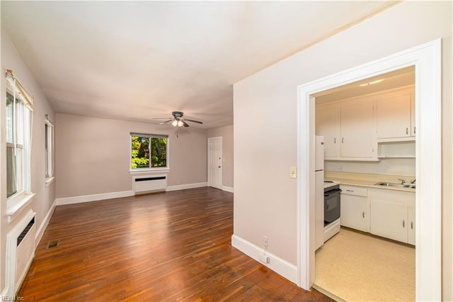 3117 Sterling Point DR A, Portsmouth, VA 23703