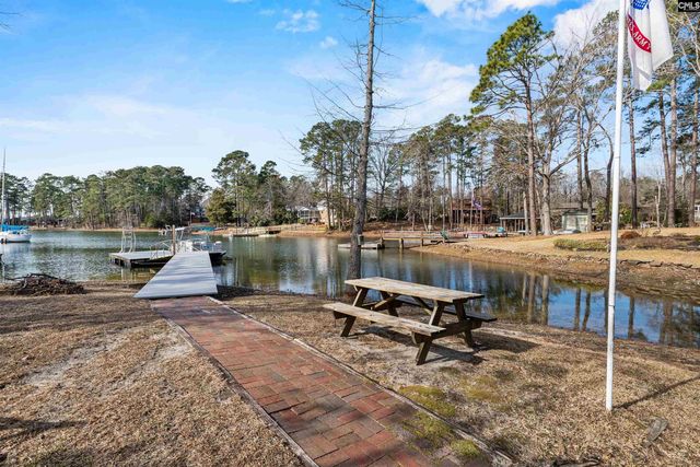 208 Lakeside Drive, Chapin, SC 29036