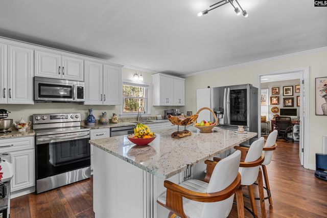 208 Lakeside Drive, Chapin, SC 29036