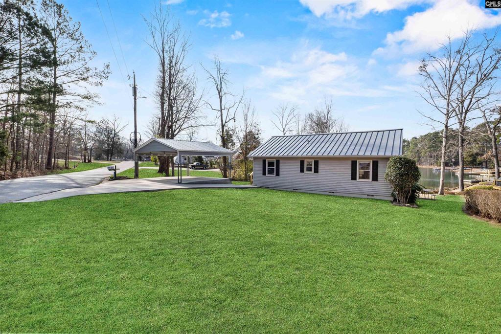 208 Lakeside Drive, Chapin, SC 29036