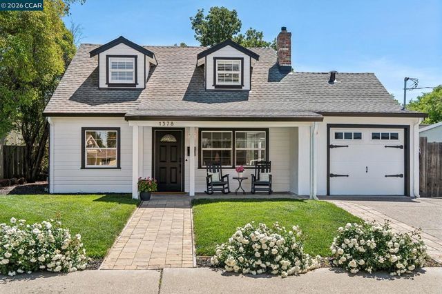 1378 Canterbury Dr, Concord, CA 94521