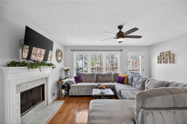 53 Crestview Drive, Dallas, GA 30157