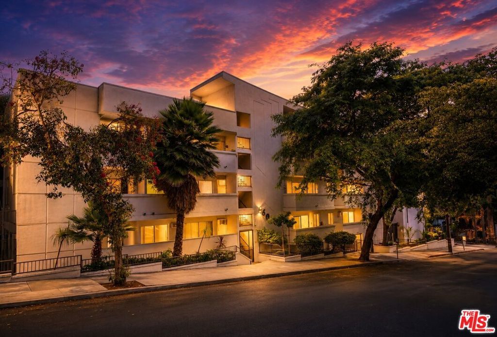 960 Larrabee Street 124, West Hollywood, CA 90069 — exterior