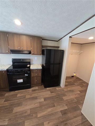 347 Hawkeye Lane, Harrison, AR 72601