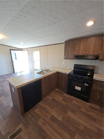 347 Hawkeye Lane, Harrison, AR 72601