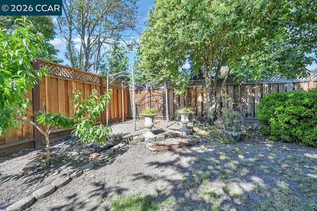 1948 Rose Lane, Pleasant Hill, CA 94523