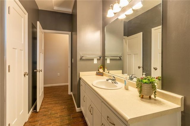 347 Florida Street, Lawrence, KS 66044