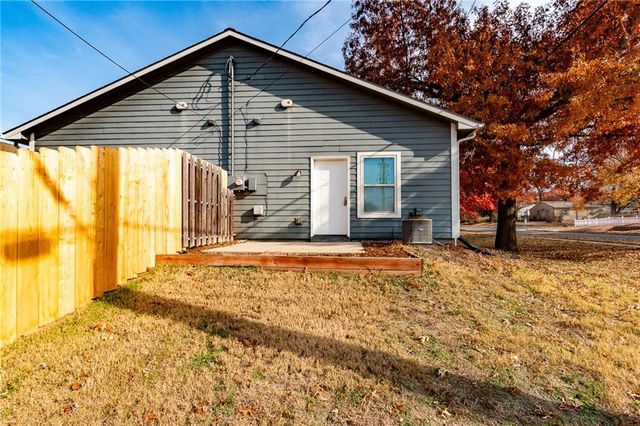 347 Florida Street, Lawrence, KS 66044