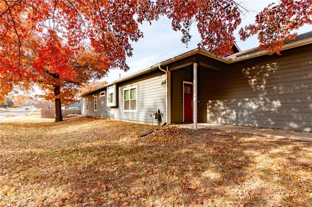 347 Florida Street, Lawrence, KS 66044