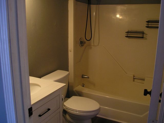 1575 Braley Road 28, New Bedford, MA 02745