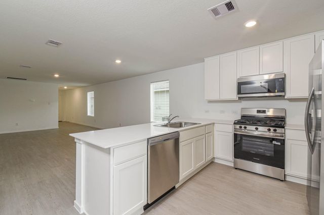 11986 Noble Wood Village Drive, Magnolia, TX 77354
