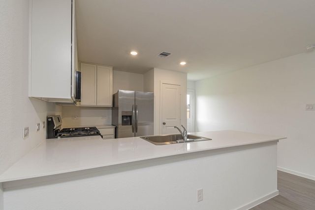11986 Noble Wood Village Drive, Magnolia, TX 77354