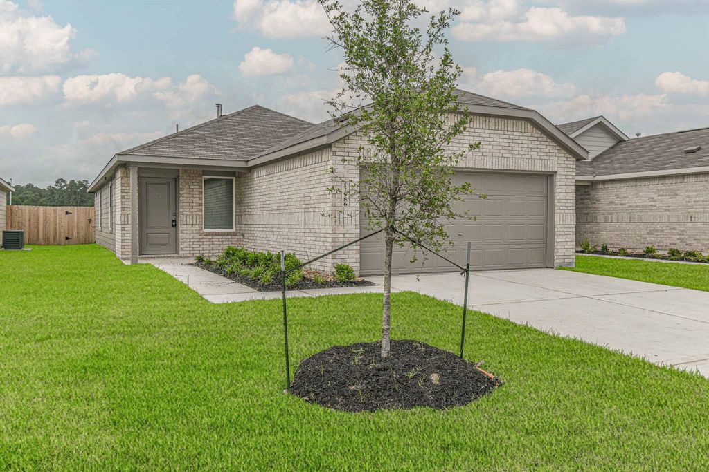 11986 Noble Wood Village Drive, Magnolia, TX 77354