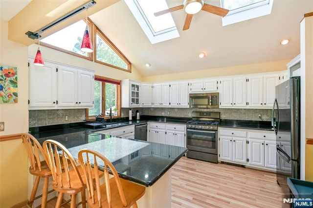 64 Ridge Avenue, Park Ridge, NJ 07656