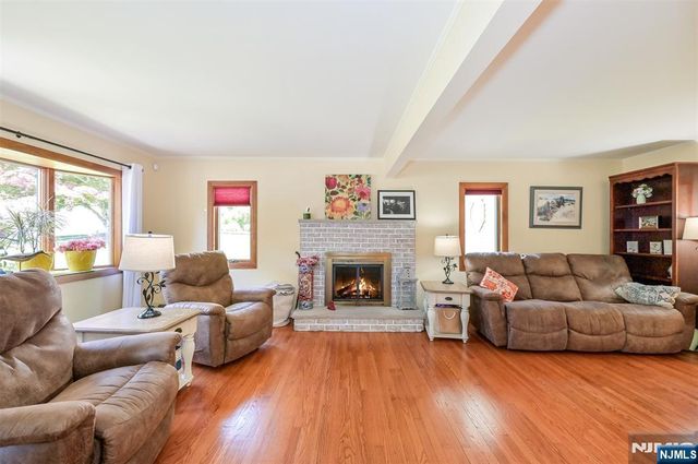 64 Ridge Avenue, Park Ridge, NJ 07656