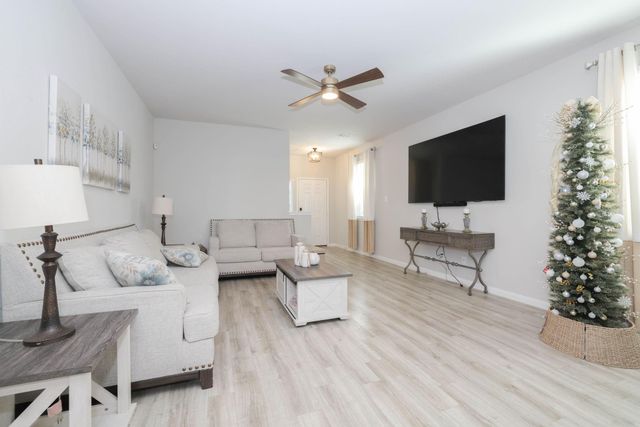 3596 Cannon Drive, Conroe, TX 77301