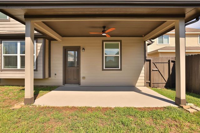 3596 Cannon Drive, Conroe, TX 77301