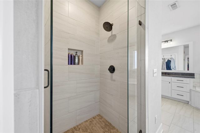 353 Waterfall Lane, Elm Springs, AR 72762