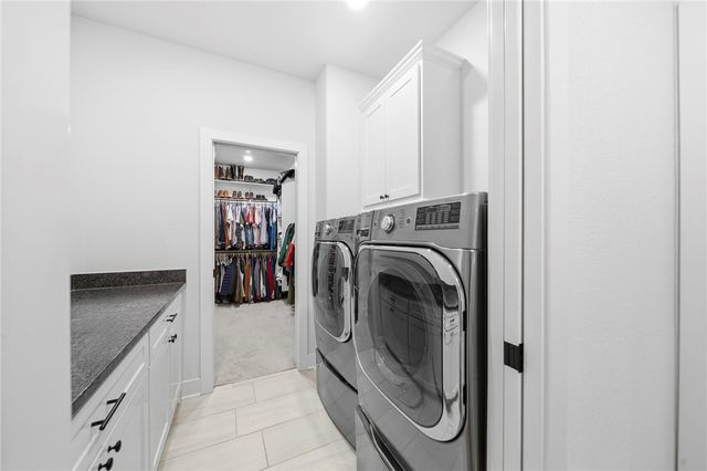 353 Waterfall Lane, Elm Springs, AR 72762