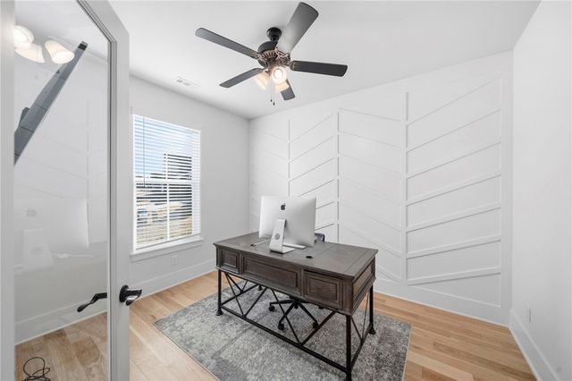 353 Waterfall Lane, Elm Springs, AR 72762