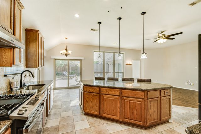 2900 Goodnight Trail, Corinth, TX 76210