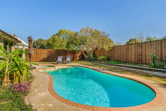 2900 Goodnight Trail, Corinth, TX 76210